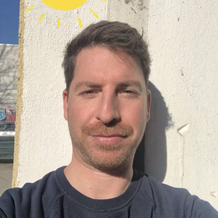 Social Media Performace Marketing Consultant