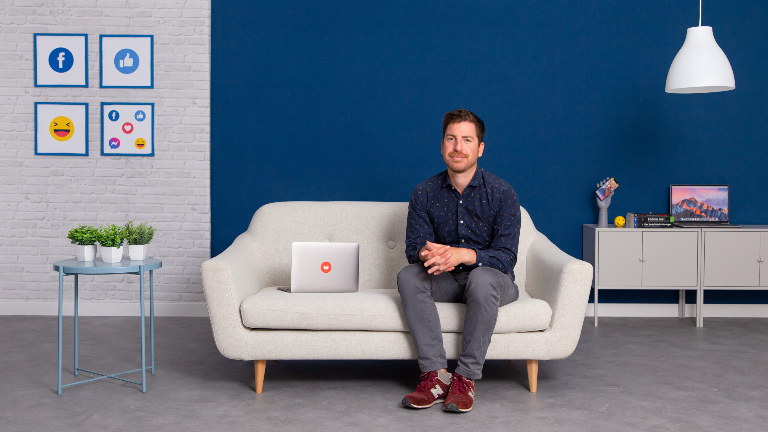 Mathias Bürk, independent social ads consultant, in studio